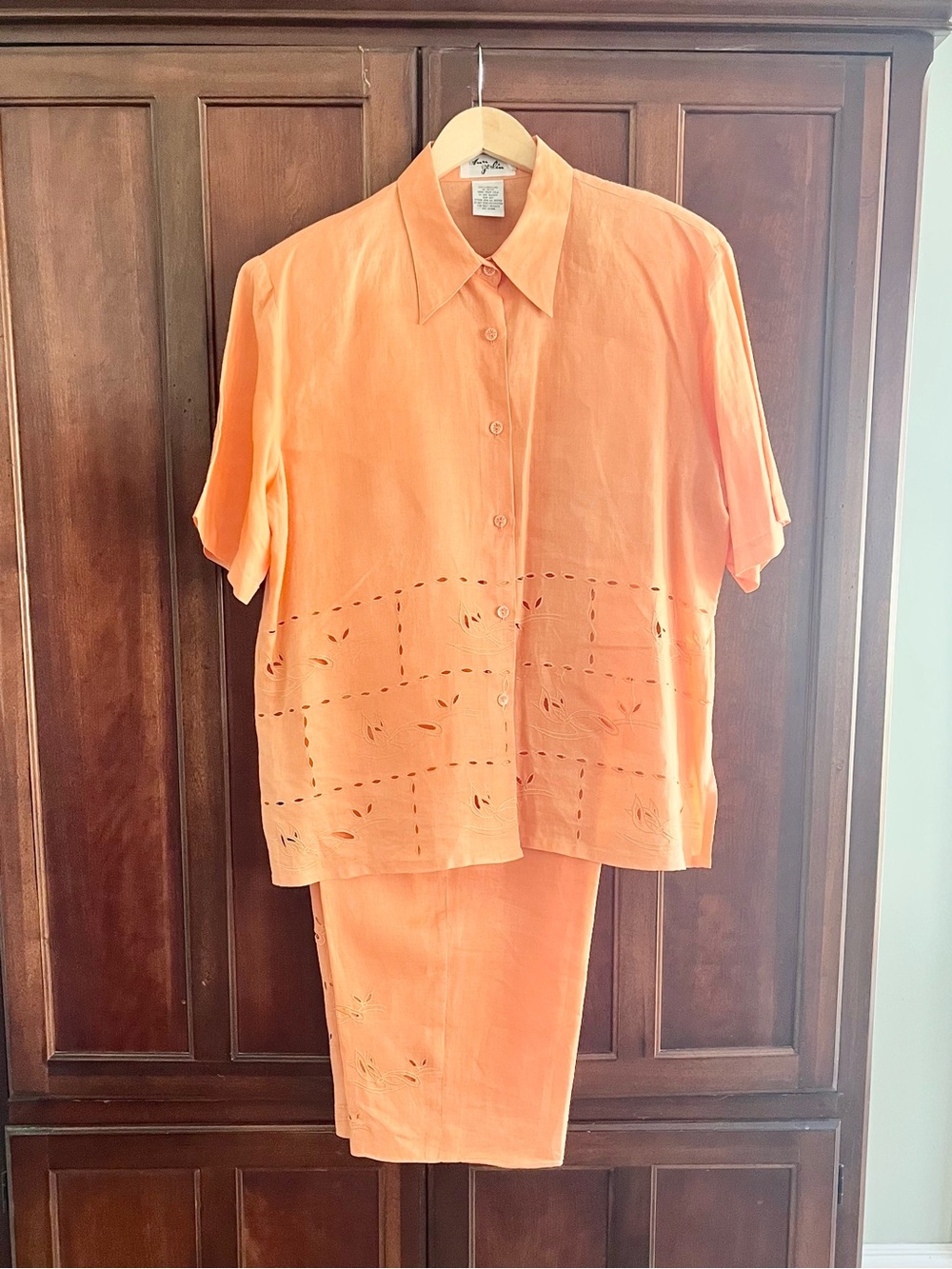 Ann Gerlin VTG 90s Tangerine Embroidered 2pc. Linen Pantsuit, Short Sleeve 20W